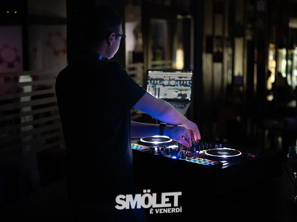 SMOLET - è venerdì - 10.4.26 - 44