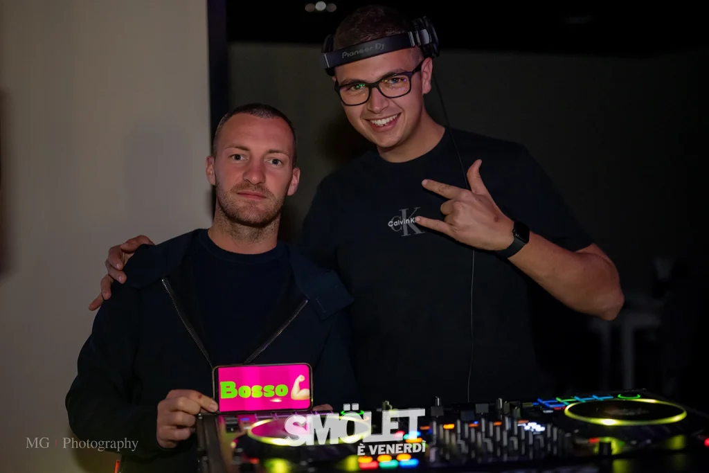 SMOLET - è venerdì - 15.05.26 -13