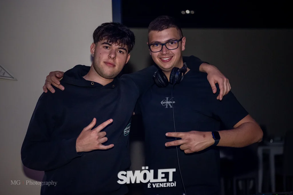 SMOLET - è venerdì - 15.05.26 -27