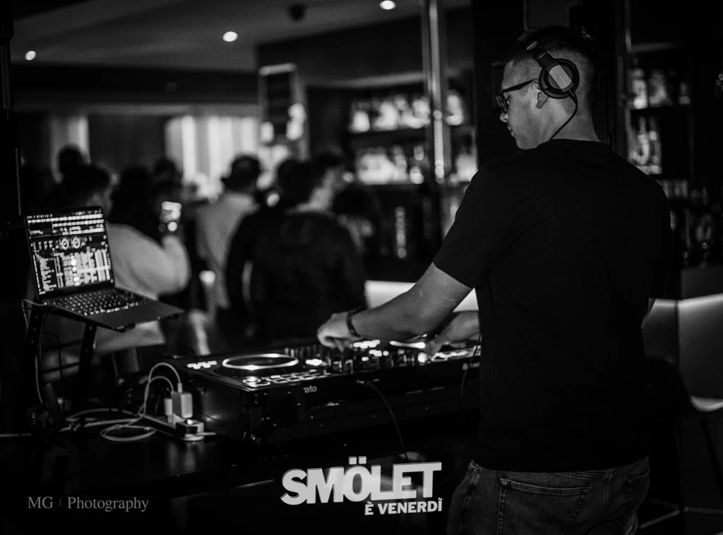 SMOLET - è venerdì - 15.05.26 -38