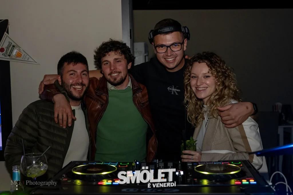 SMOLET - è venerdì - 15.05.26 -59